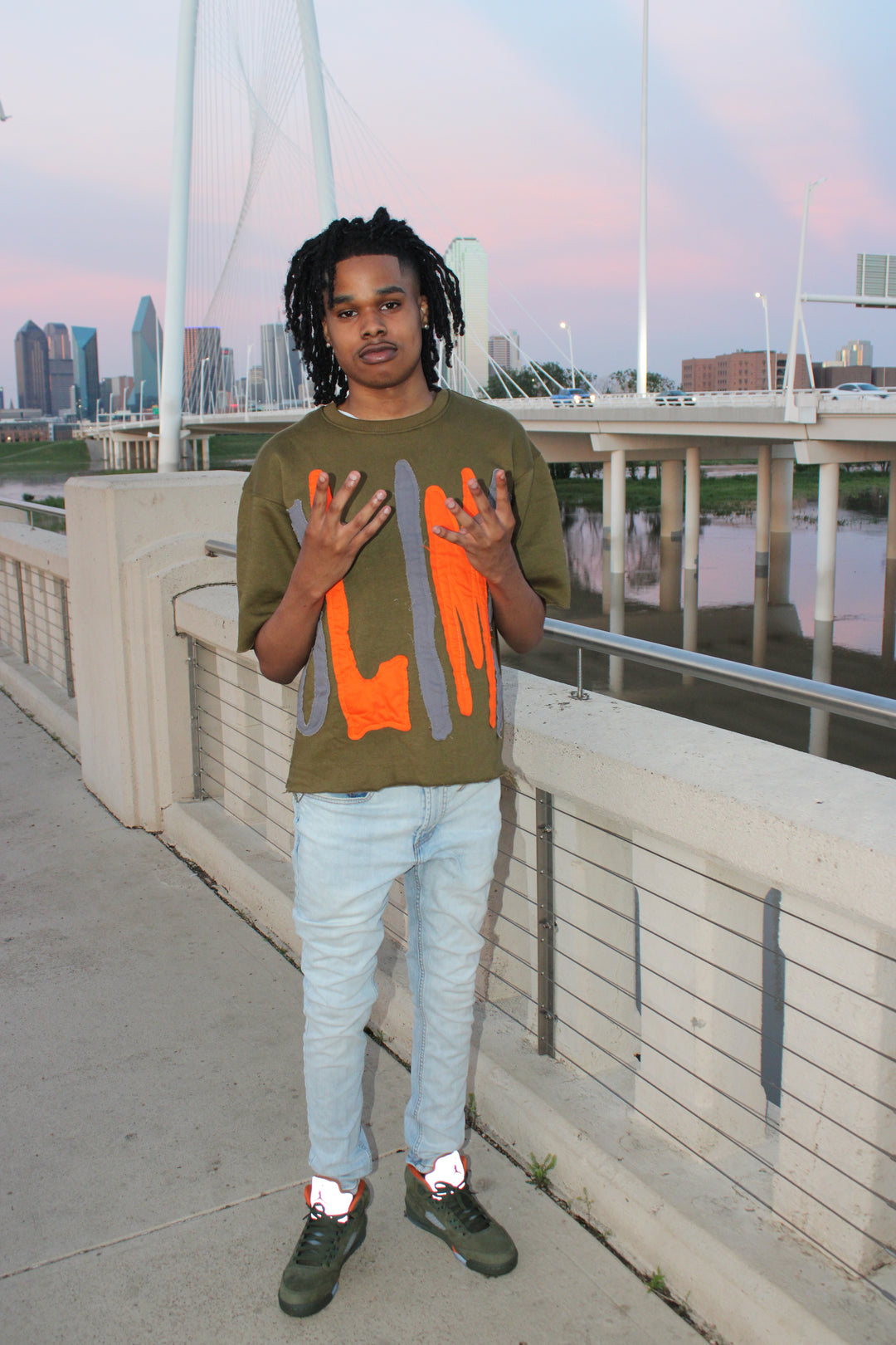 "Echo Of The Streets" Tee - Olive & Orange